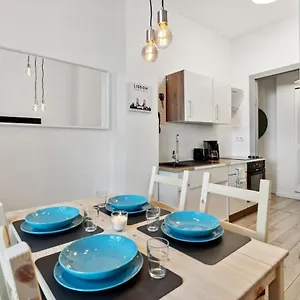  Apartamento Sweet Central Tiny For 4 People