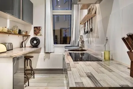 Great Apartment In Berlin Alexanderplatz